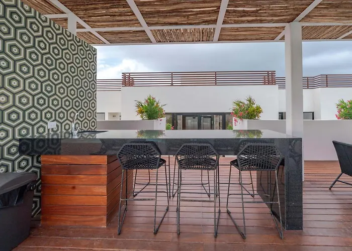 Apartment 1 Bedroom With Pool - Bahay #504