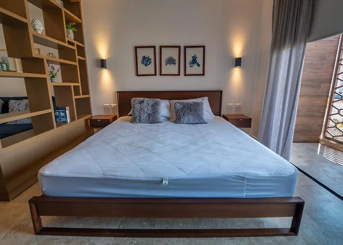 3 Min Walk To Stylish At Bahay Apartment *